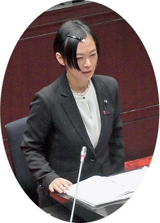 新美加寿奈 議員