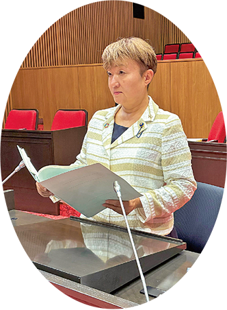 小柳みゆき 議員