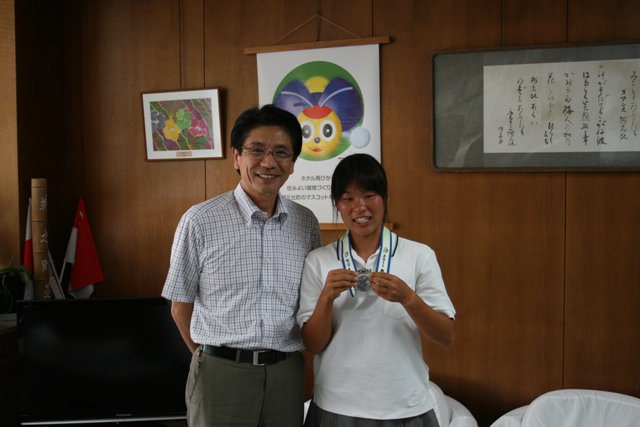 高校総体陸上800メートルで銀メダルに輝いた竹内麻里子さん