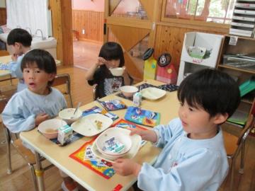 給食